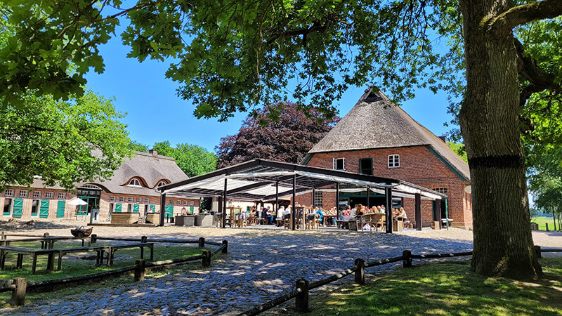 restaurant-uebernachtung-01a